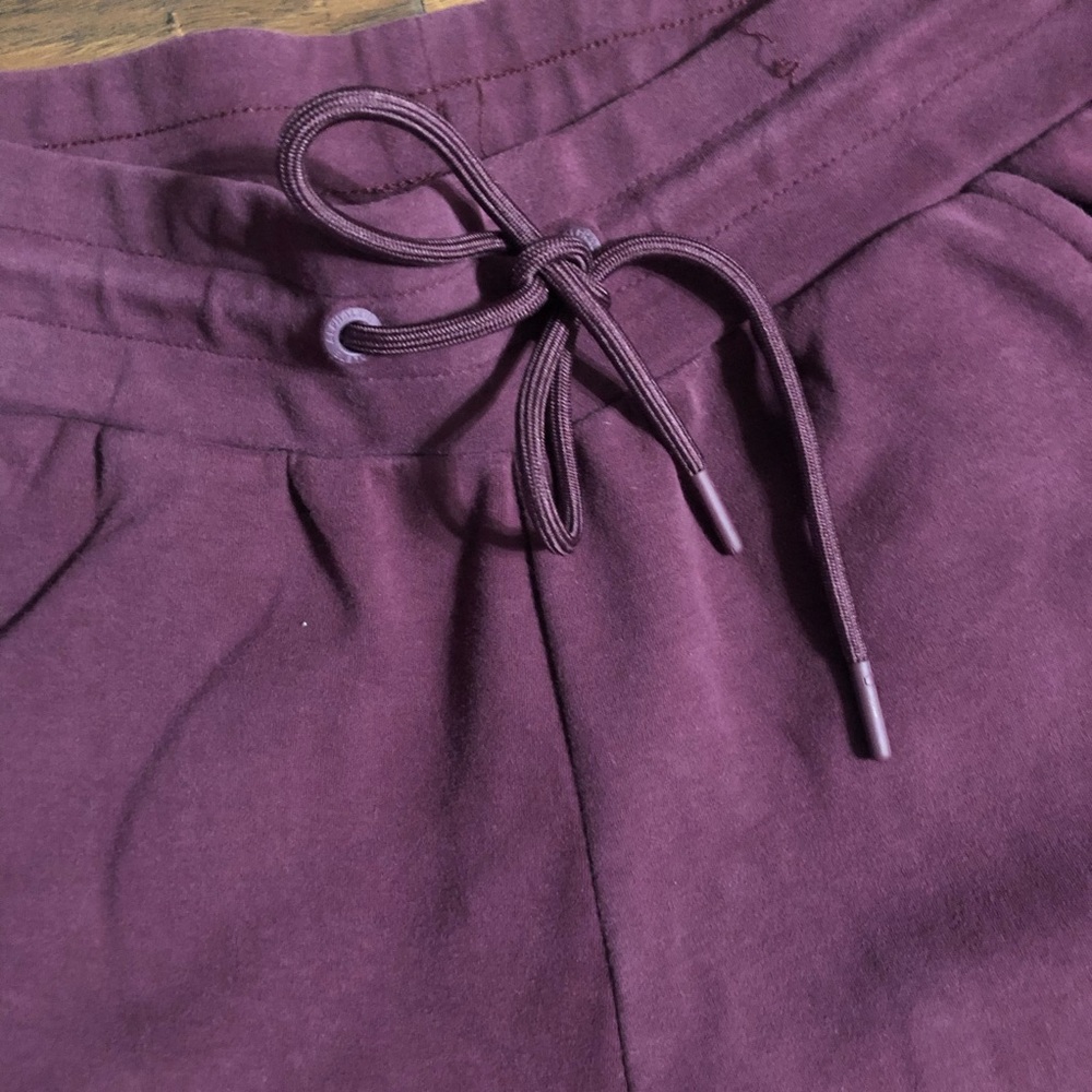 Alphalete Burgundy Women's Joggers Size Small - Picture 5 of 5